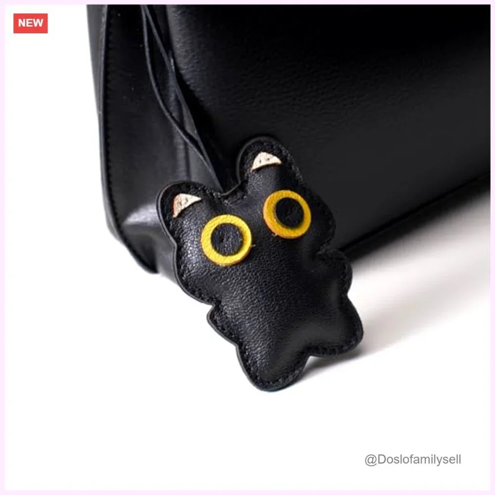 Faux Leather PU Cat Bag Charm Keychain Purse Accessory - Picture 3 of 5